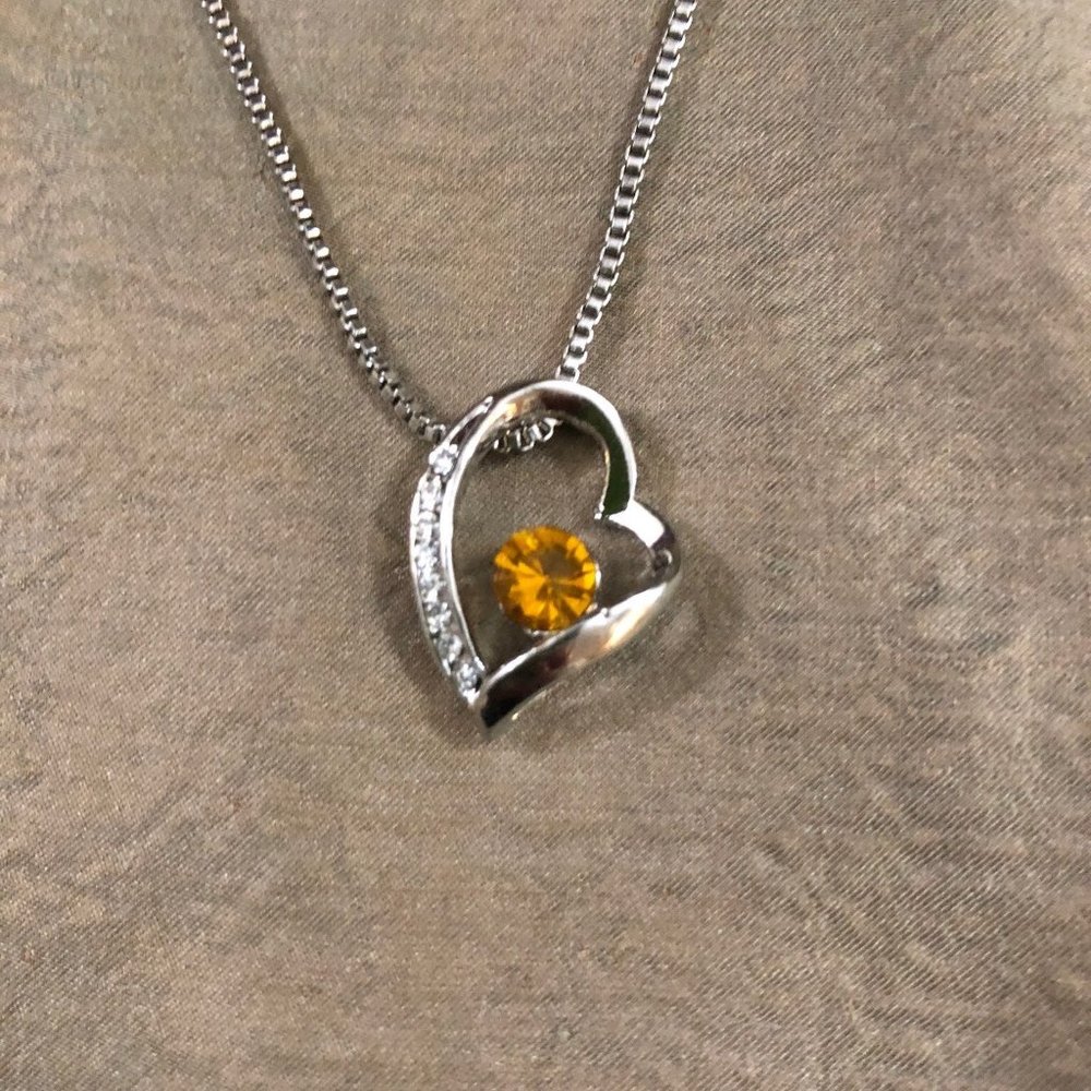 3/$25** Swarovski Elements Heart pendant necklace
